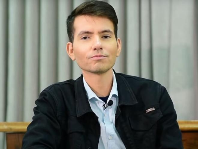 Makáliston tem mais de 15 anos de experiência no mercado financeiro e 13 anos de atuação em bancos