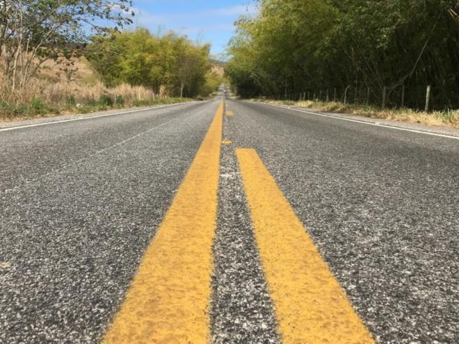 Pista foi recapeada em grande parte; usuários afirmam que há 30 anos estrada não recebia restauração 