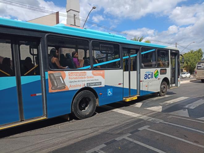 Eleitores poderão usufruir do transporte gratuito no domingo, das 7h às 18h 