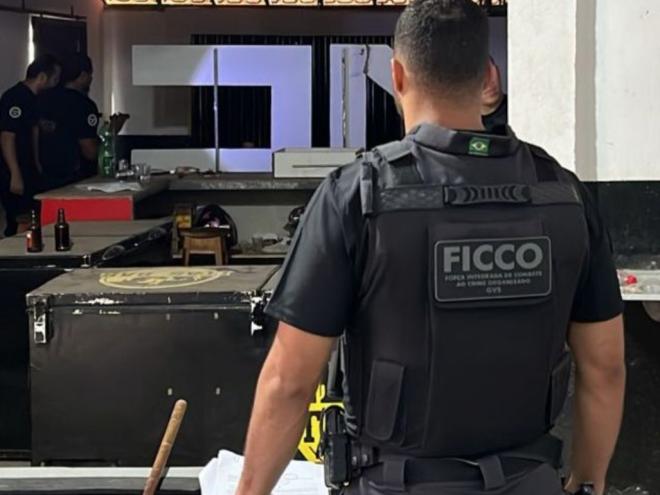 Em novembro de 2023 a força deflagrou a Operação Reféns, com o objetivo de combater o tráfico de drogas, a lavagem de dinheiro, extorsão e agiotagem