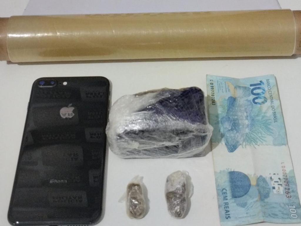 Material apreendido na rua Galáxia, Novo Tempo em Timóteo 