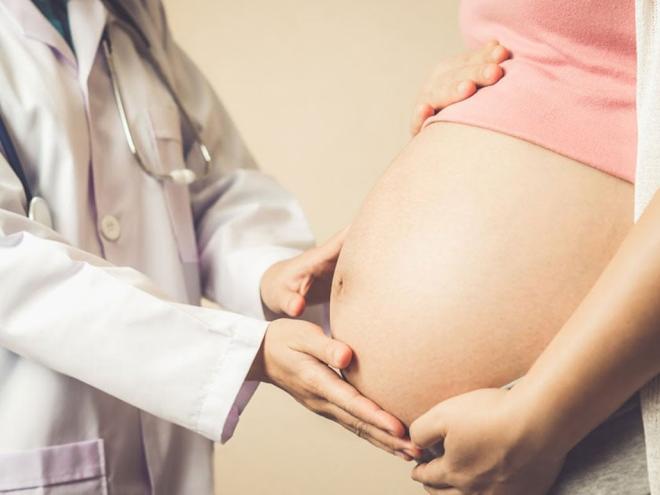Ministério da Saúde concede certificação ao município por práticas eficazes de prevenção de vírus de mãe para filho durante a gestação 