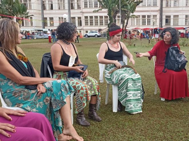 Nos eventos, valorizam-se as divindades femininas de todas as culturas e religiões