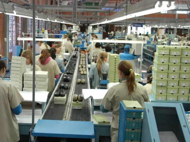 Segundo dados do Cadastro Geral de Empregados e Desempregados (Caged), a indústria criou 405.493 novos postos de trabalho de janeiro a setembro, um salto de 75,5% em relação aos 230.943 registrados no mesmo período de 2023.