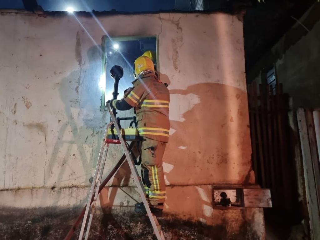 As causas do incêndio não foram divulgadas 