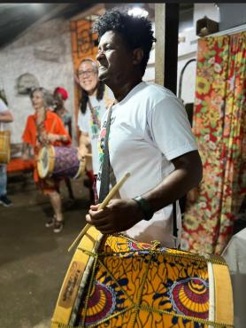Evento reúne artistas e grupos do movimento negro como o Bloco Afoxé de Timóteo