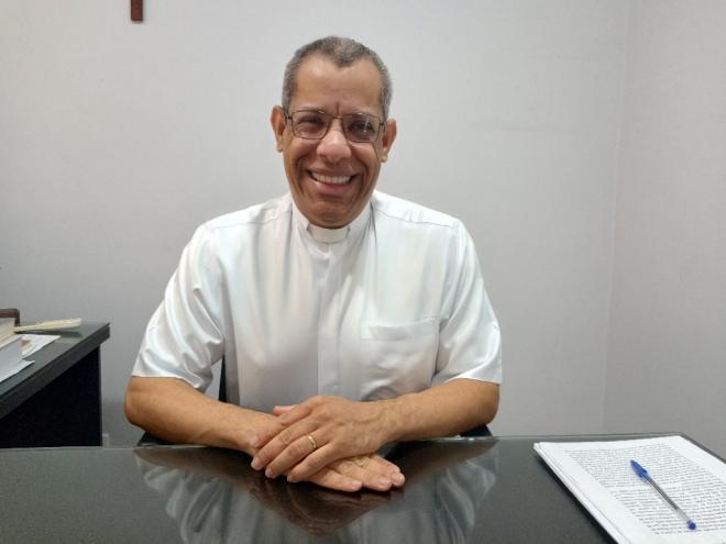 Vigário Judicial, padre Efferson Andrade ressalta que a igreja não reconhece o divórcio