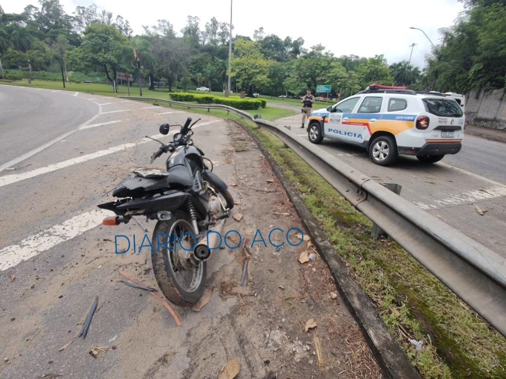 Pista no local do acidente não tem irregularidade e apenas areia no acostamento 