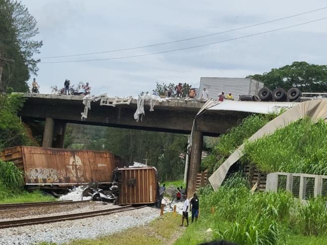 Acidente aconteceu na localidade de Praia Grande, em Nova Era
