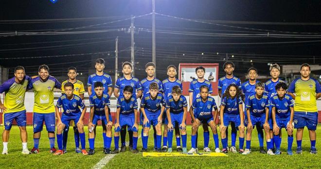 O Sub-13 do Florestino mostrou que tem talentos de futuro ao sagrar-se campeão do Acesitano