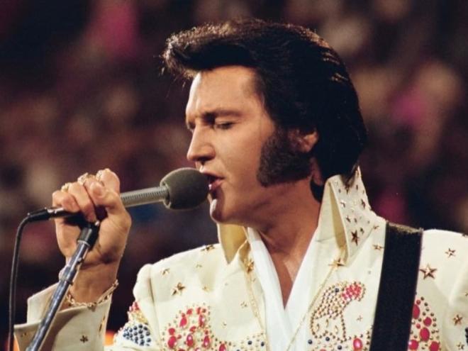 O Rei do Rock faria 90 anos e ganha estudo das músicas mais tocadas no país