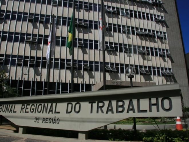 Para a desembargadora relatora da Primeira Turma do TRT-MG, Adriana Goulart de Sena Orsini, os depoimentos das testemunhas não deixaram dúvida acerca do comportamento inadequado do gestor da empregadora