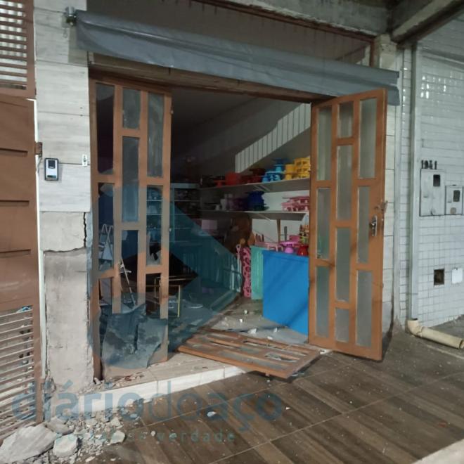 Imóvel atingido pelo Corolla