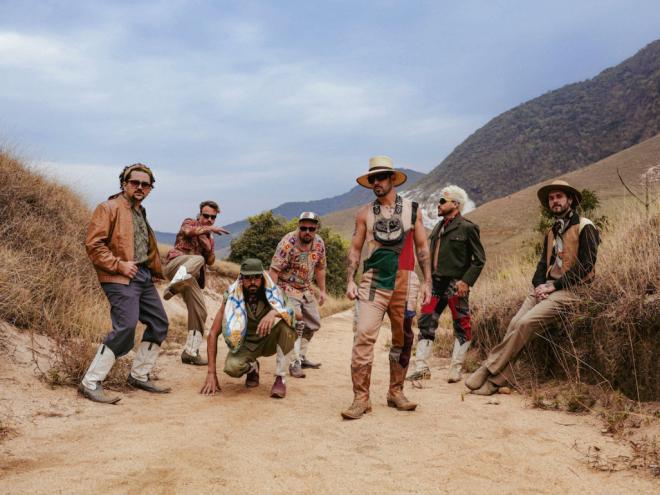 A banda mineira Roça Nova lançou novo single e videoclipe