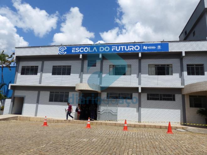 Estrutura foi danificada por deslizamento de terra durante o temporal do dia 12/1