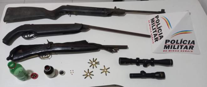Material apreendido com morador de Açucena, que foi preso por posse ilegal de armas de fogo