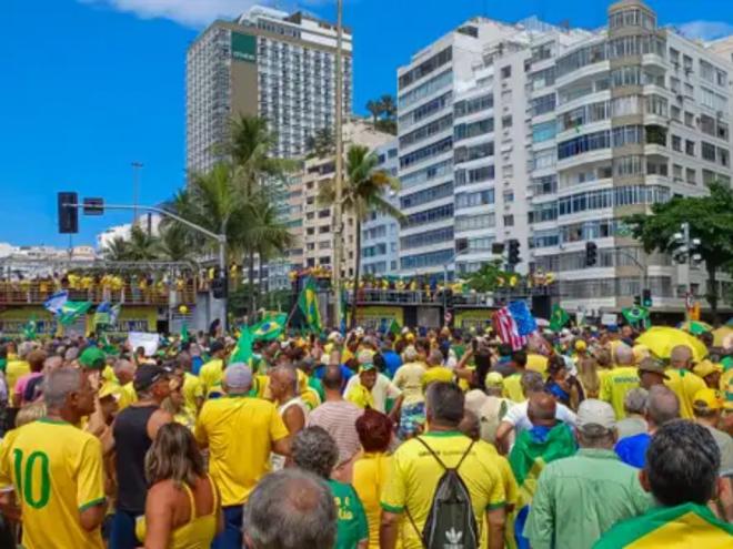 Ex-presidente é investigado por tentativa de golpe de Estado