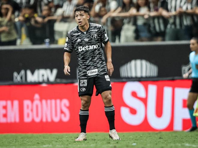 Volante Alan Franco vai desfalcar o Atlético nas próximas semanas 