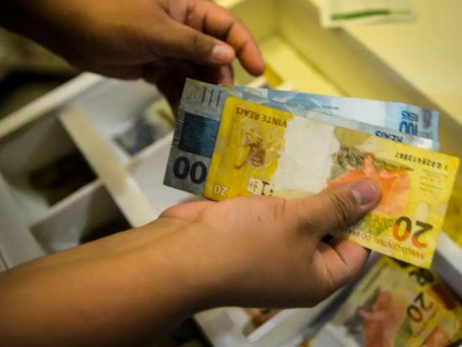 Reajuste segue previsão de 4,76% do INPC mais 2,5%