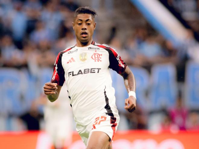 Jogador esteve em campo no duelo entre Grêmio e Flamengo