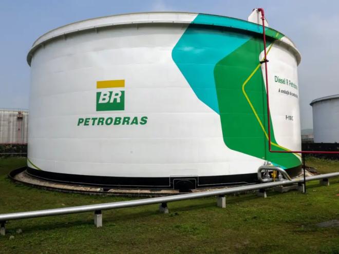 Novo valor será de R$ 3,27 por litro a partir desta terça-feira (6)