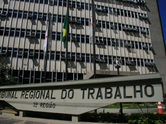 Para o relator, essa situação, por si, já é capaz de criar competitividade nociva entre os vendedores, expondo aqueles que não atingiram as metas ao ridículo perante os colegas