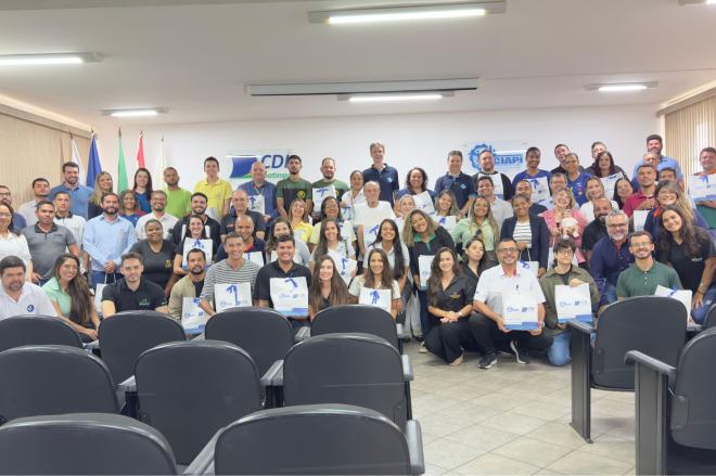 O encontro permitiu que os expositores recebessem o kit do expositor, que inclui convites, crachás, folders, manual do expositor, dentre outros 