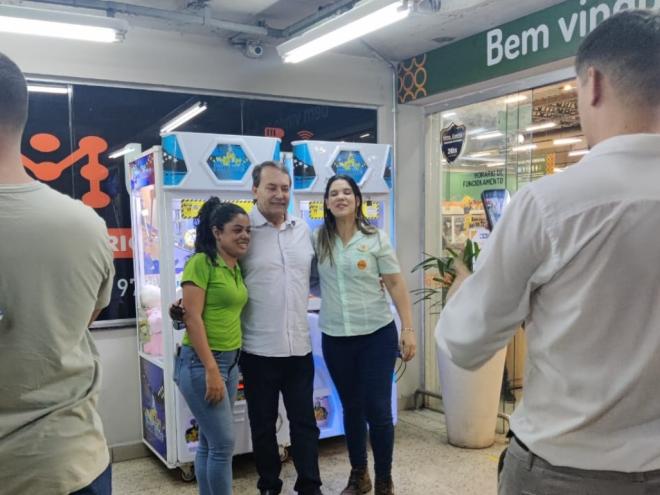 Pedro Lourenço, CEO da rede BH, durante visita às unidades do Bretas em Ipatinga