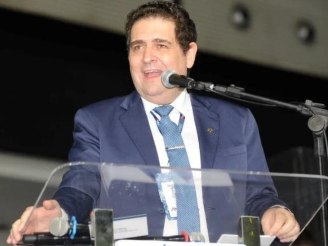 Na abertura do Congresso Mineiro de Municípios, Marcos Vinicius afirmou que, a seguir o curso em que está hoje, o Brasil vai quebrar em 2027