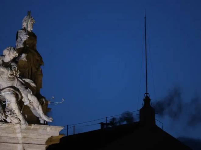 Conclave teve início nesta quarta-feira (7)