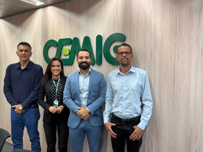 Vereadores de Fabriciano e deputado participaram de uma reunião na sede da Cemig
