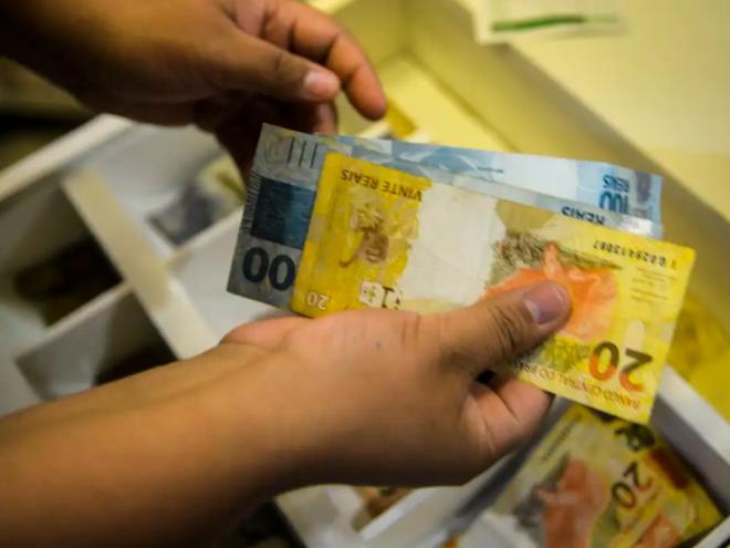 Mais de R$ 6,94 bilhões foram esquecidos por 42.133.520 pessoas