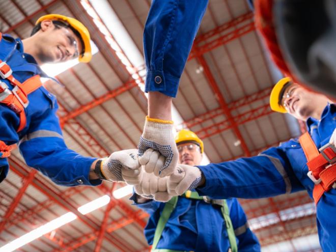 Segundo o Ministério do Trabalho e Emprego, a atualização da NR-1 entrou em vigor no dia 26 de maio de 2025, em caráter educativo. Penalidades por descumprimento estão previstas a partir de 26 de maio de 2026. Foto: Divulgação 