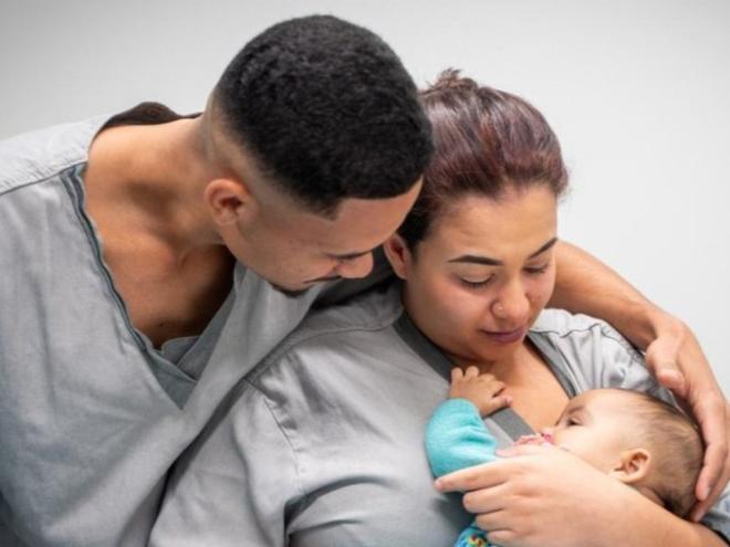 Bebê que recebeu a terapia no Hospital da Criança José Alencar, em Brasília