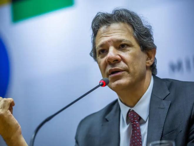Fernando Haddad disse acreditar que o projeto sobre o Imposto de Renda e que prevê isenção para os que ganham até R$ 5 mil será aprovado