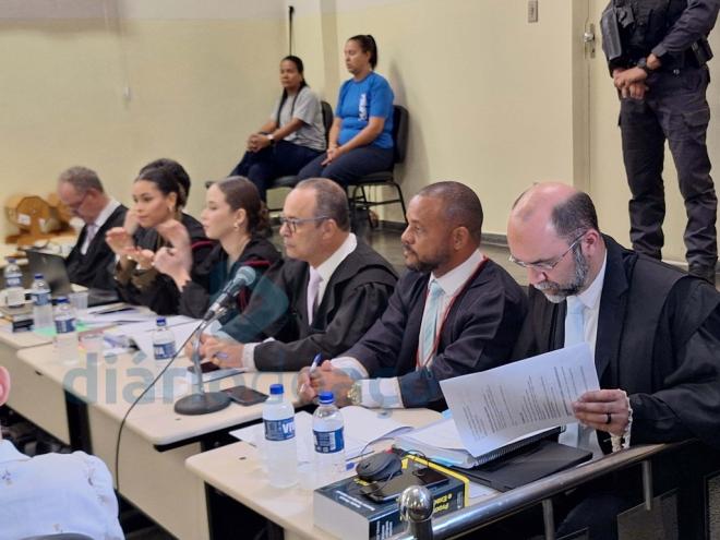 Defesa da ré Luith é formada por cinco advogados e, do réu João Victor é composta por dois 
