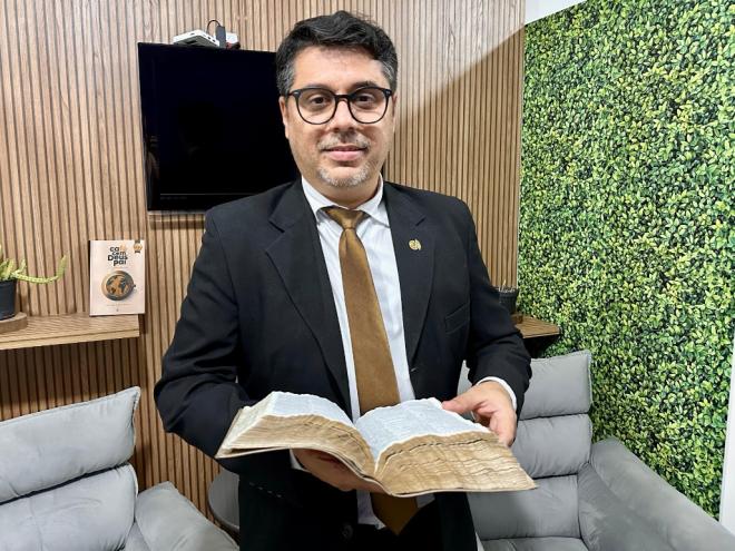 Marcus Fernandes: ''Esse projeto tem como objetivo valorizar a Bíblia não apenas como um livro religioso, mas como uma das maiores obras culturais e literárias da humanidade''
