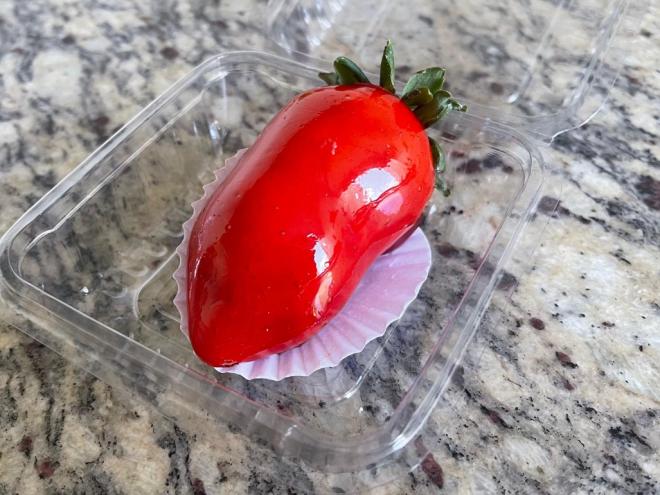 A sobremesa tem o morango como o ingrediente principal