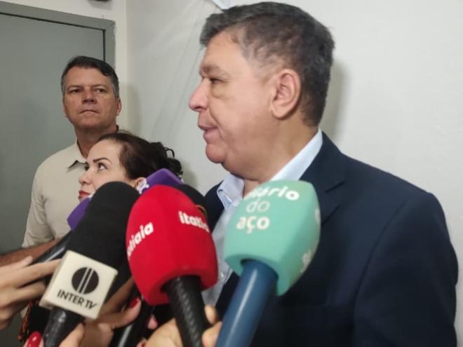 Senador Carlos Viana pretende bloquear contas de envolvidos no esquema de corrupção