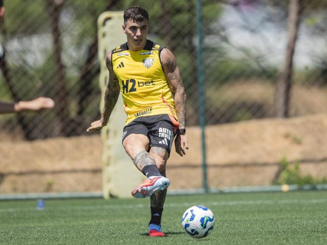 Recuperado de lesão, Saravia deve estar no time que joga esta noite