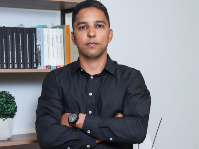 Nutricionista Winder Sant'Ana detalha os impactos metabólicos e neurológicos da intoxicação por metanol