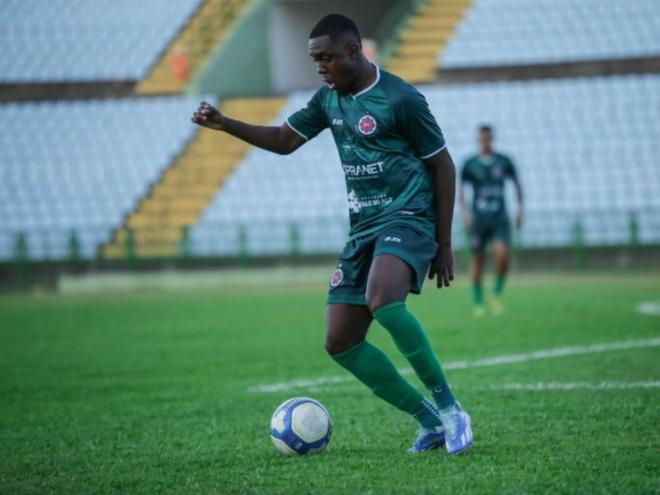 Kayo Lopes esteve no Ipatinga no Campeonato Mineiro do ano passado (Foto: Eude Aerton)
