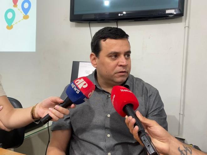 André Luiz explicou as ações tomadas pelo Estado e fez um apelo para que as pessoas fechem o ciclo vacinal contra a dengue