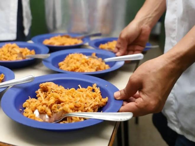 O Sisan articula ações entre educação, saúde, agricultura e assistência social