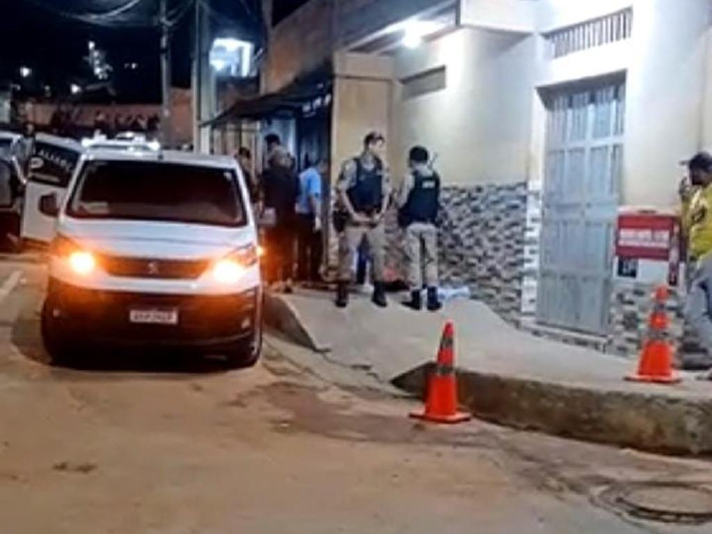 Três pessoas morreram alvejadas por tiros no bairro Macuco, em Timóteo 
