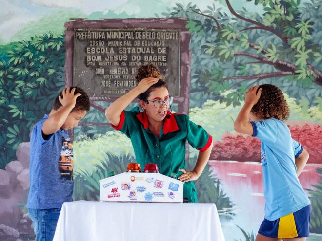 Projeto patrocinado pela Cenibra transforma o ambiente escolar, aproximando crianças e jovens do mundo dos livros