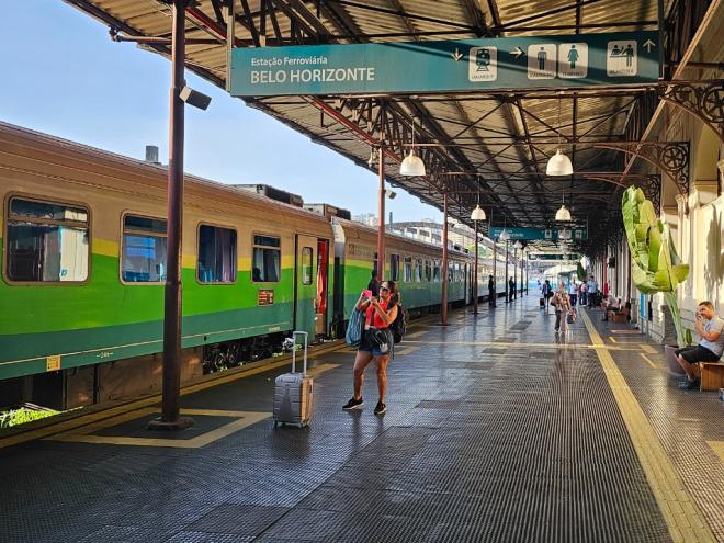 Em Belo Horizonte, o trem noturno sairá às 19h. No sentido contrário, a expectativa é que os passageiros cheguem à capital mineira às 7h50
