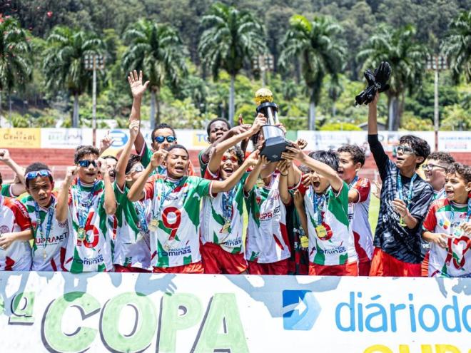 Outro título para a base do Jabaquara: a conquista da categoria Sub-12 da Copa Diário do Aço 