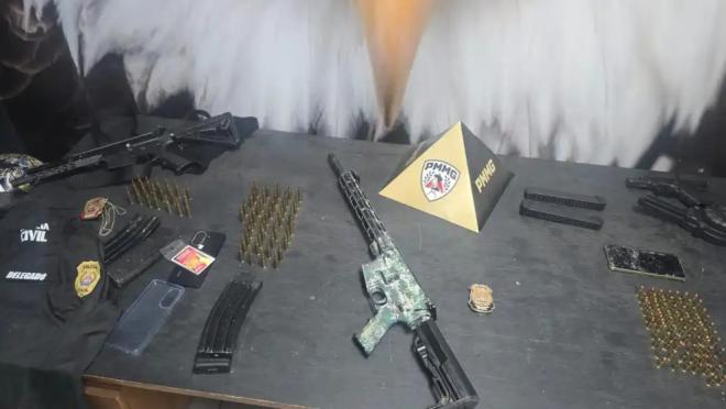 Armamento recolhido no local do confronto na madrugada desta quinta-feira, em Belo Horizonte 