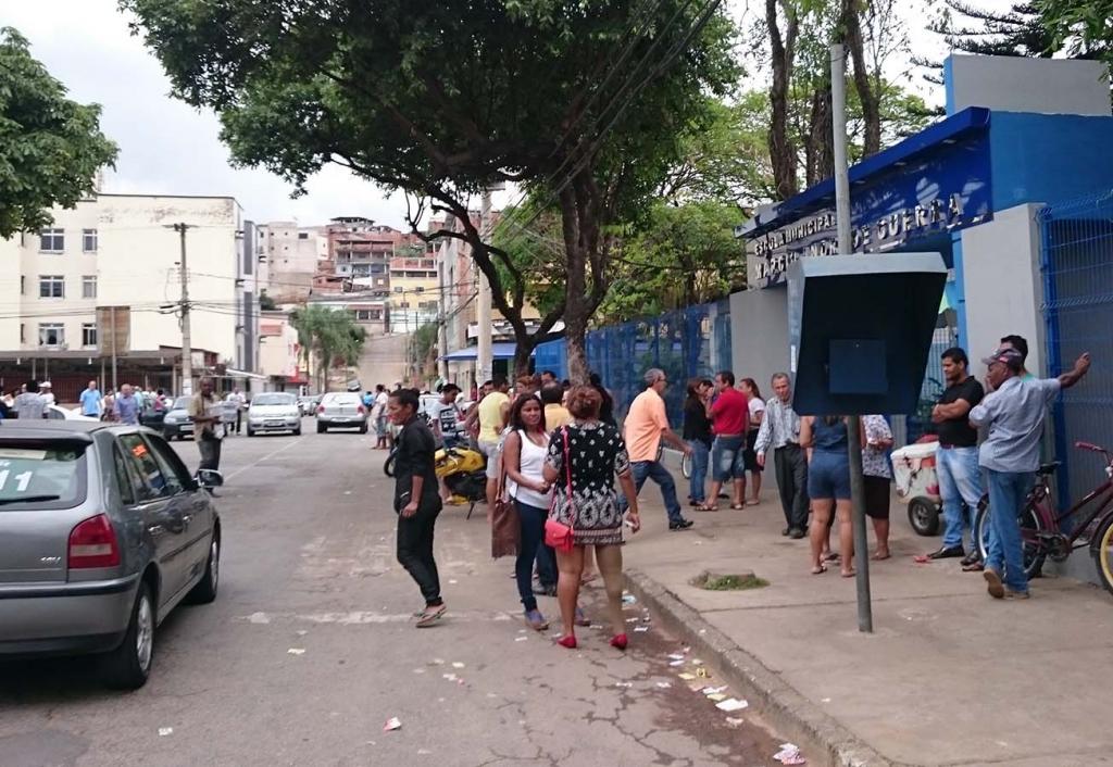 Apesar da segurança reforçada, índice de ocorrências nos locais de votação é considerado baixo, informou um policial ao Diário do Aço